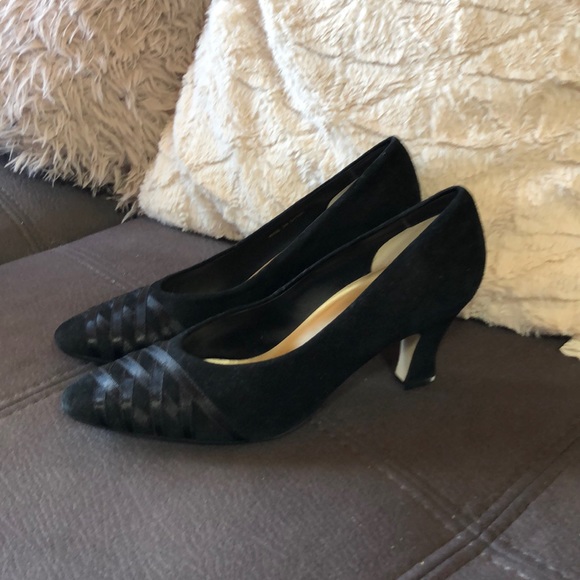 Karen Scott Shoes - KAREN SCOTT Black Suede Heels S7AA